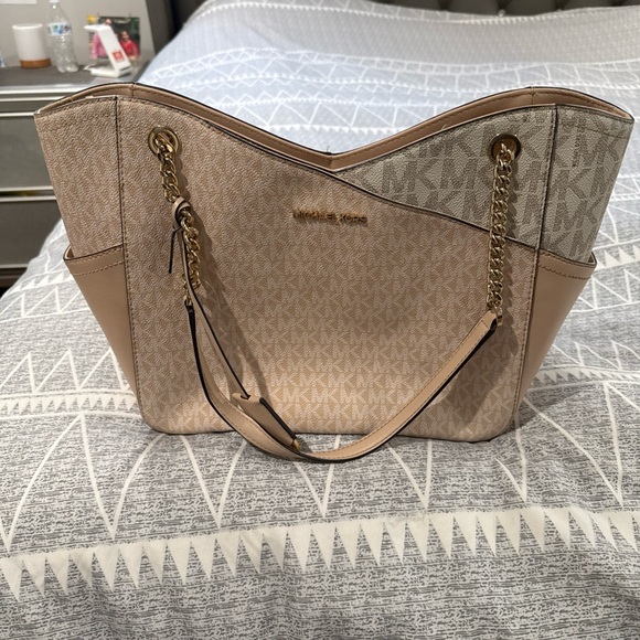 Michael Kors Handbags - Michael Kors Tan and Gold Tote Bag